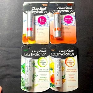 4 Chapstick Total Hydration